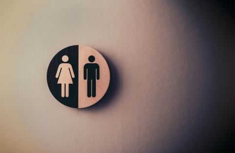 „Toilettenklage“: Richter entscheidet zugunsten des Transgender-Schülers
