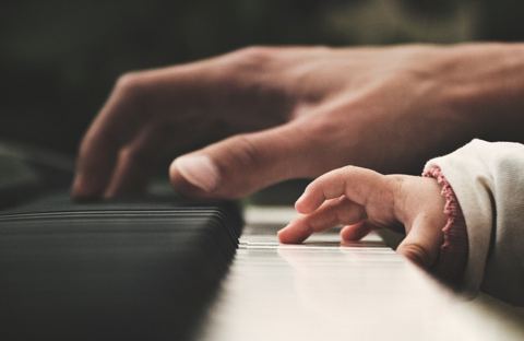 Klavierspielen gegen Stress und Depressionen