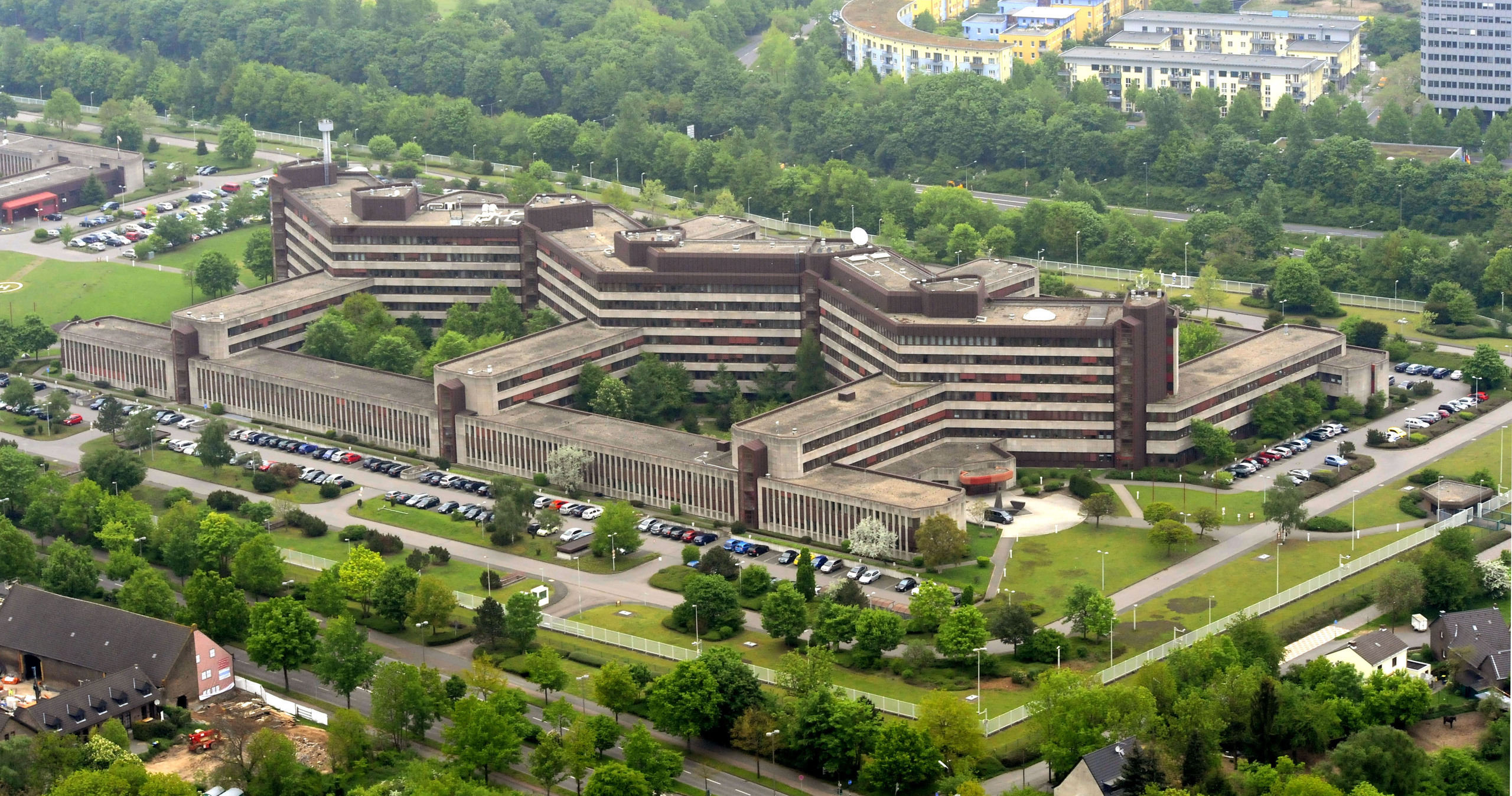 bfv-dienstgebaeude-koeln