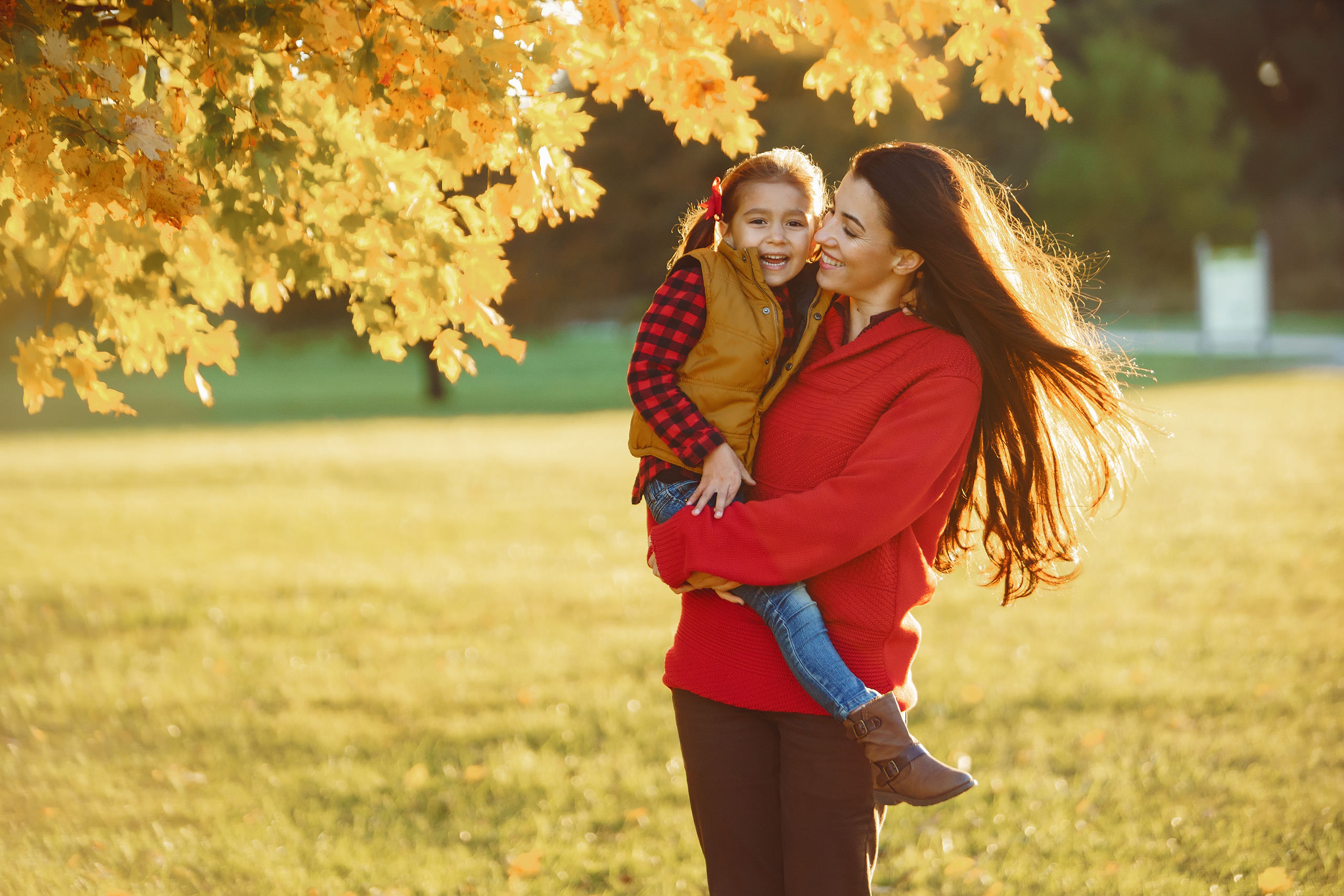 beautiful-mother-with-little-kids
