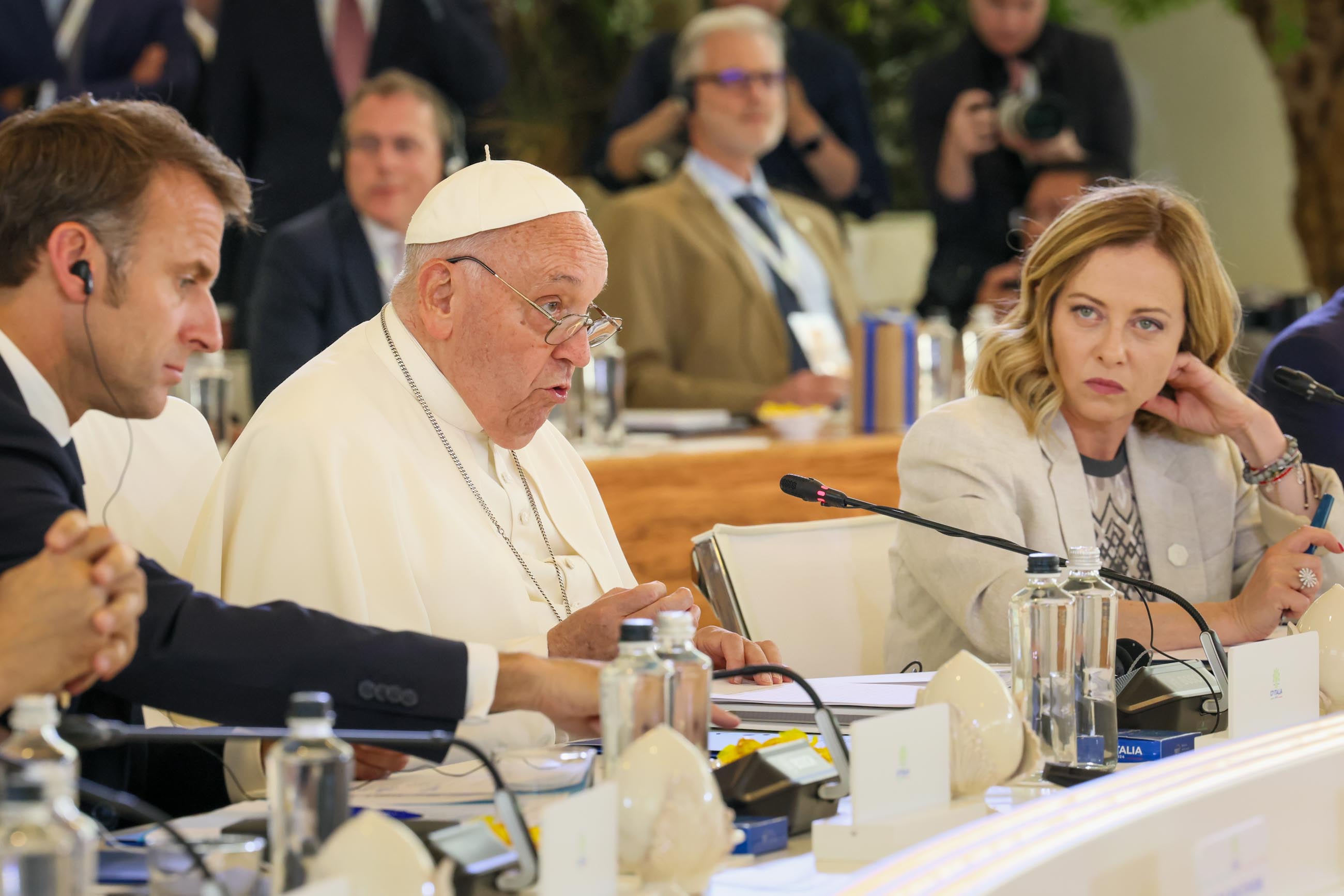 2024-06-14_50th_G7_summit_000150313