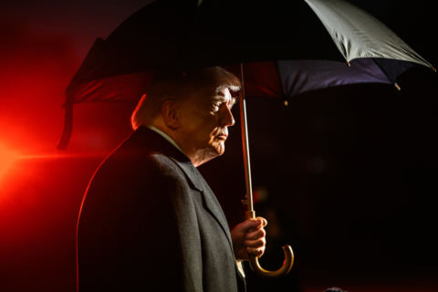 President_Donald_Trump_speaks_with_members_of_the_media_before_boarding_Marine_One_on_the_South_Lawn_of_the_White_House